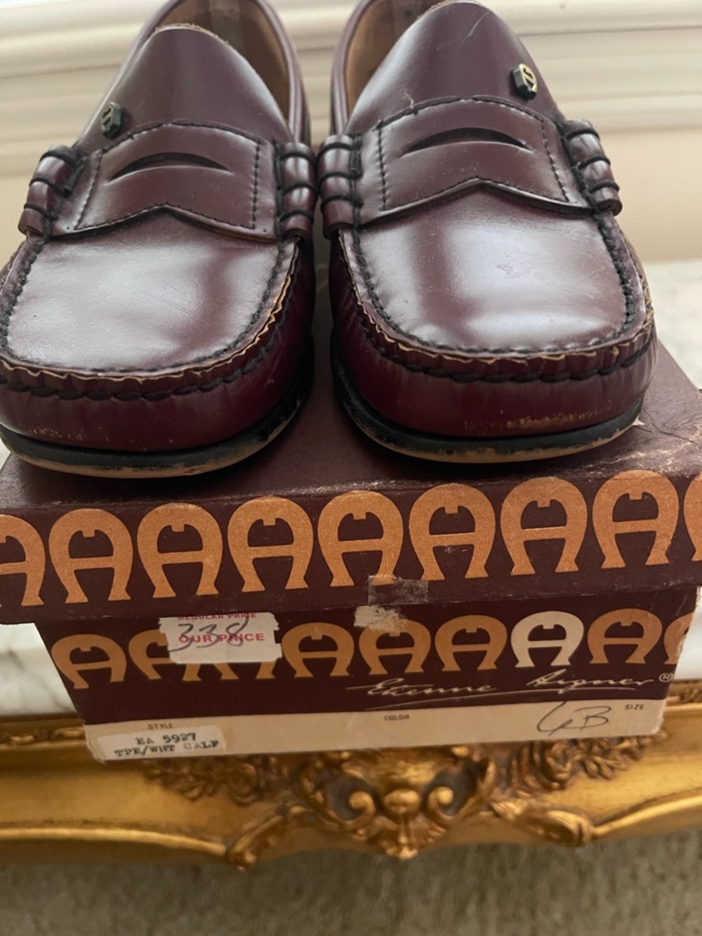 Vintage Women’s Burgundy Leather Penny Loafers Size 5.5 - Picture 9 of 12